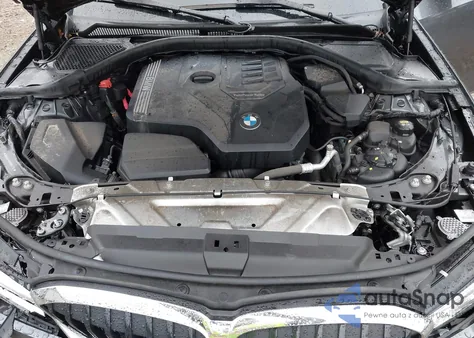 2021 BMW 330I xDrive z USA, uszkodzony, nr VIN 3MW5R7J0XM8B63752